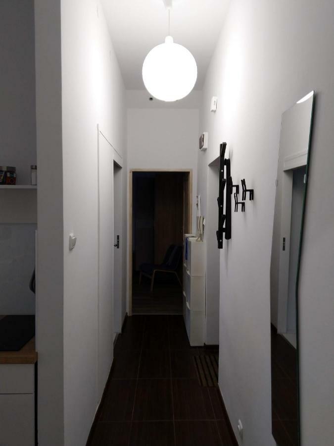 Apartament Przedzamcze Thorn Exterior foto